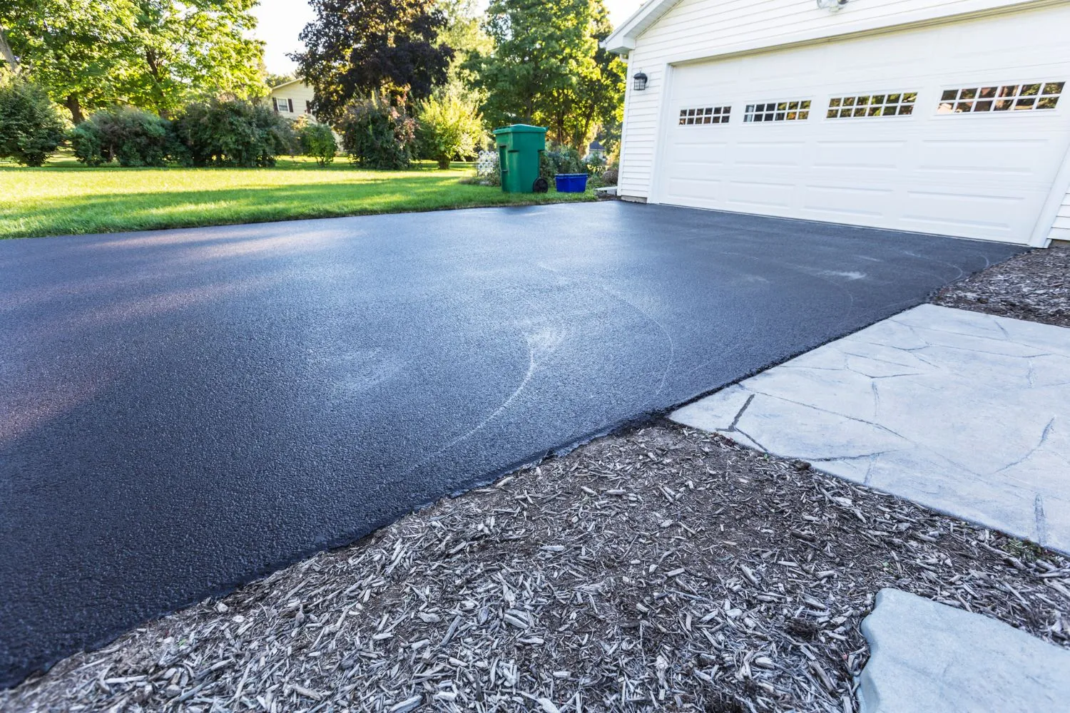 Driveway blacktopping and asphalt resurfacing in Surrey BC